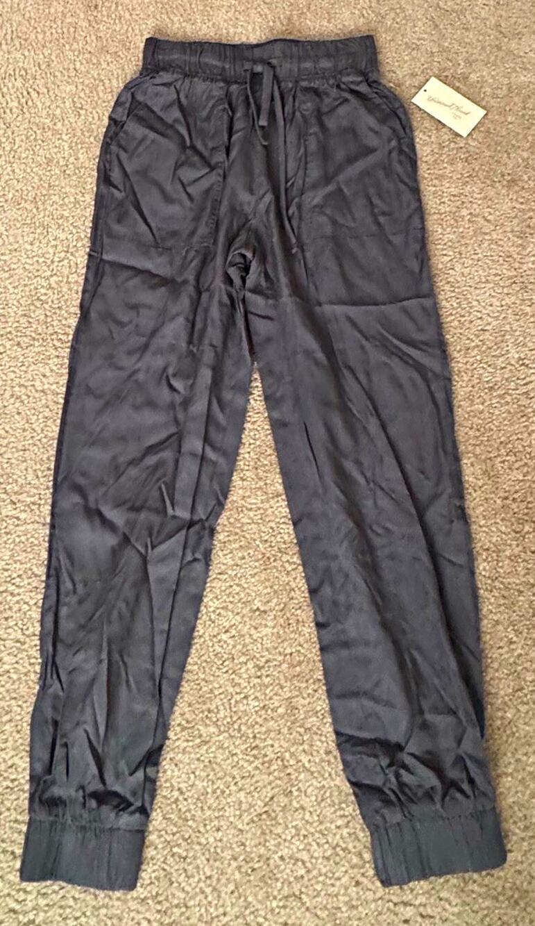Universal Thread Women XS Gray Lyocell High Rise Drawstring Jogger Pants NWT